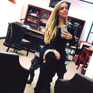 Meet your Posher, Krystel